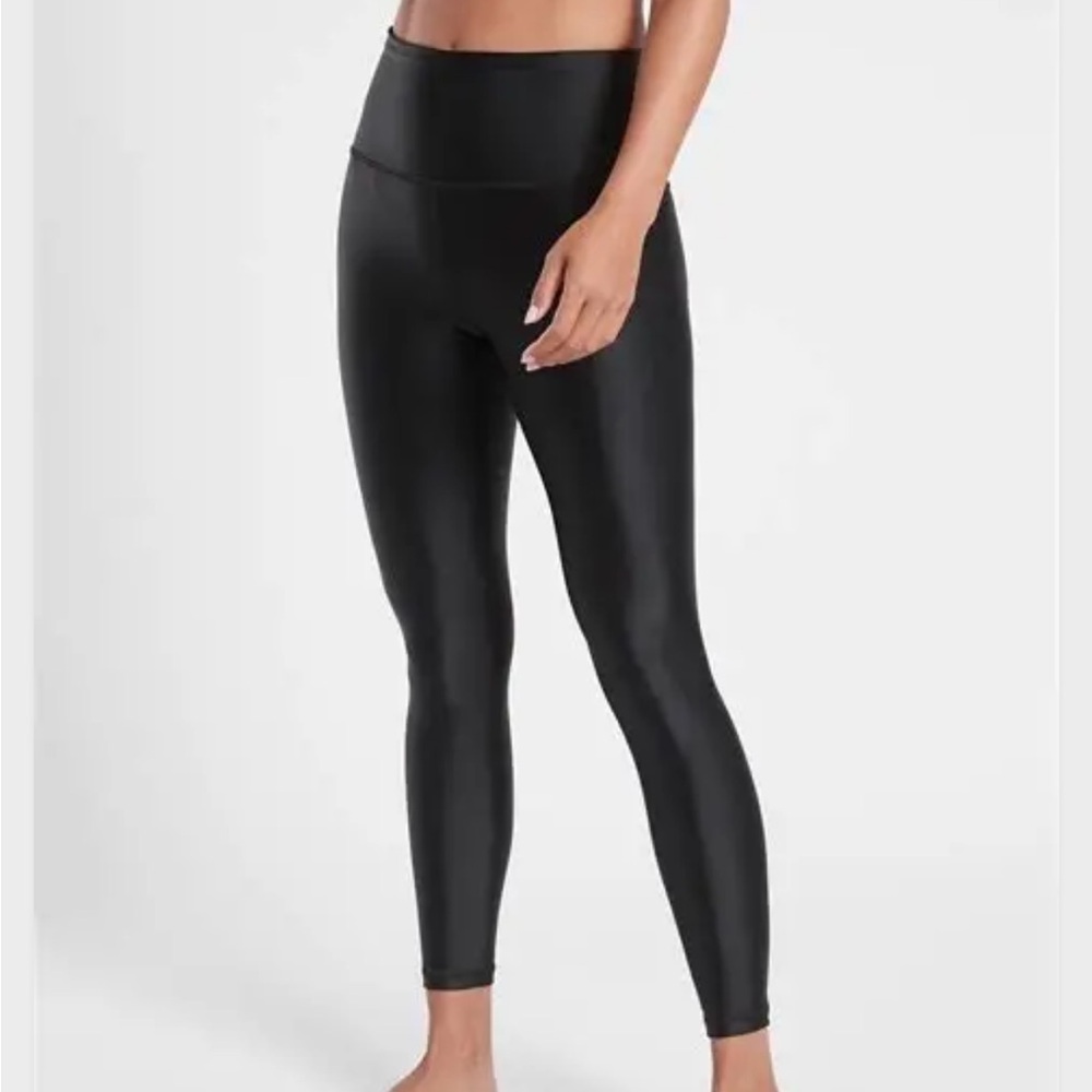 (copy) Athleta Elation Shine Tights - Black Shiny Legging